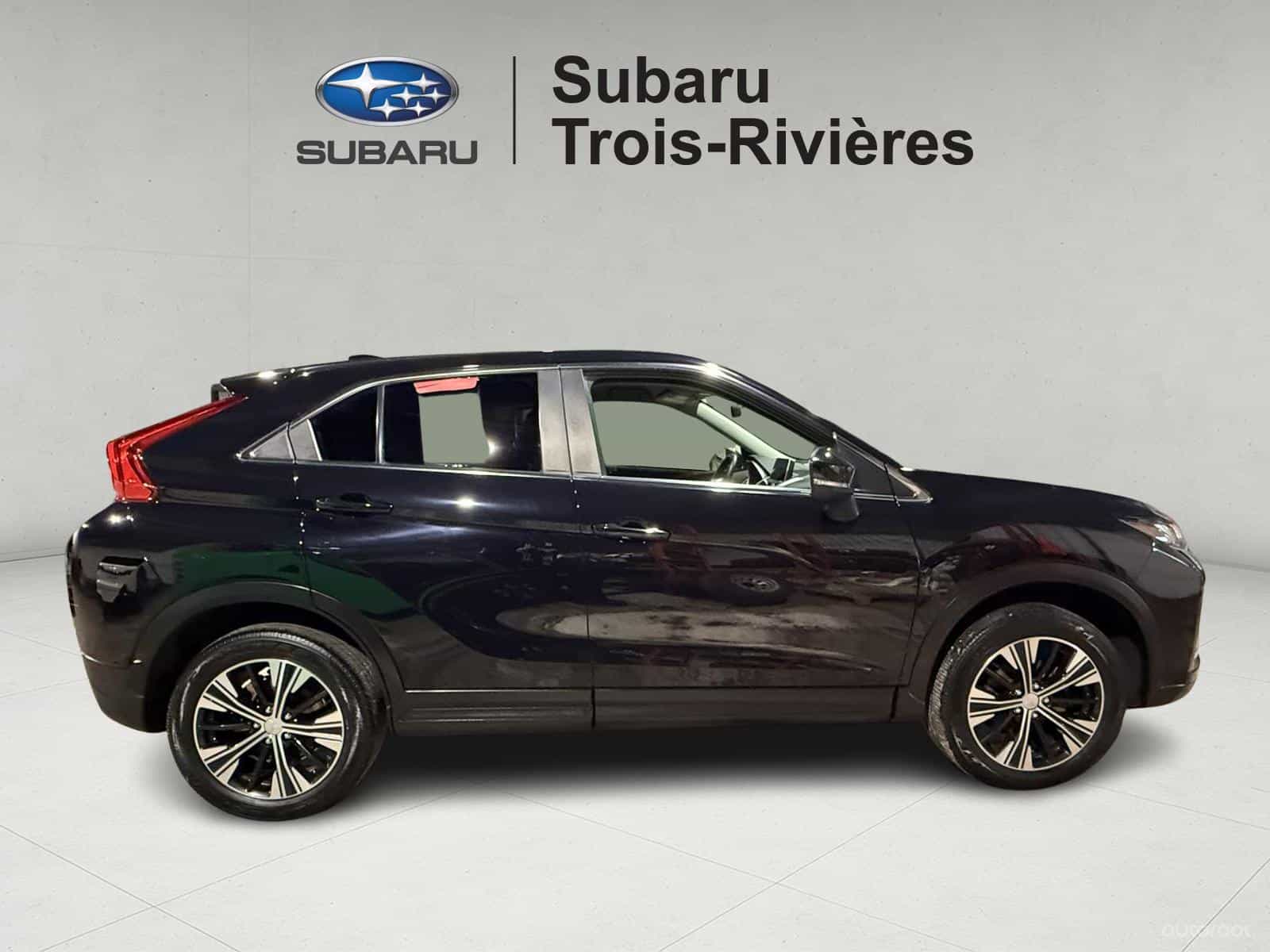 2020 Mitsubishi Eclipse Cross ES - Image 12