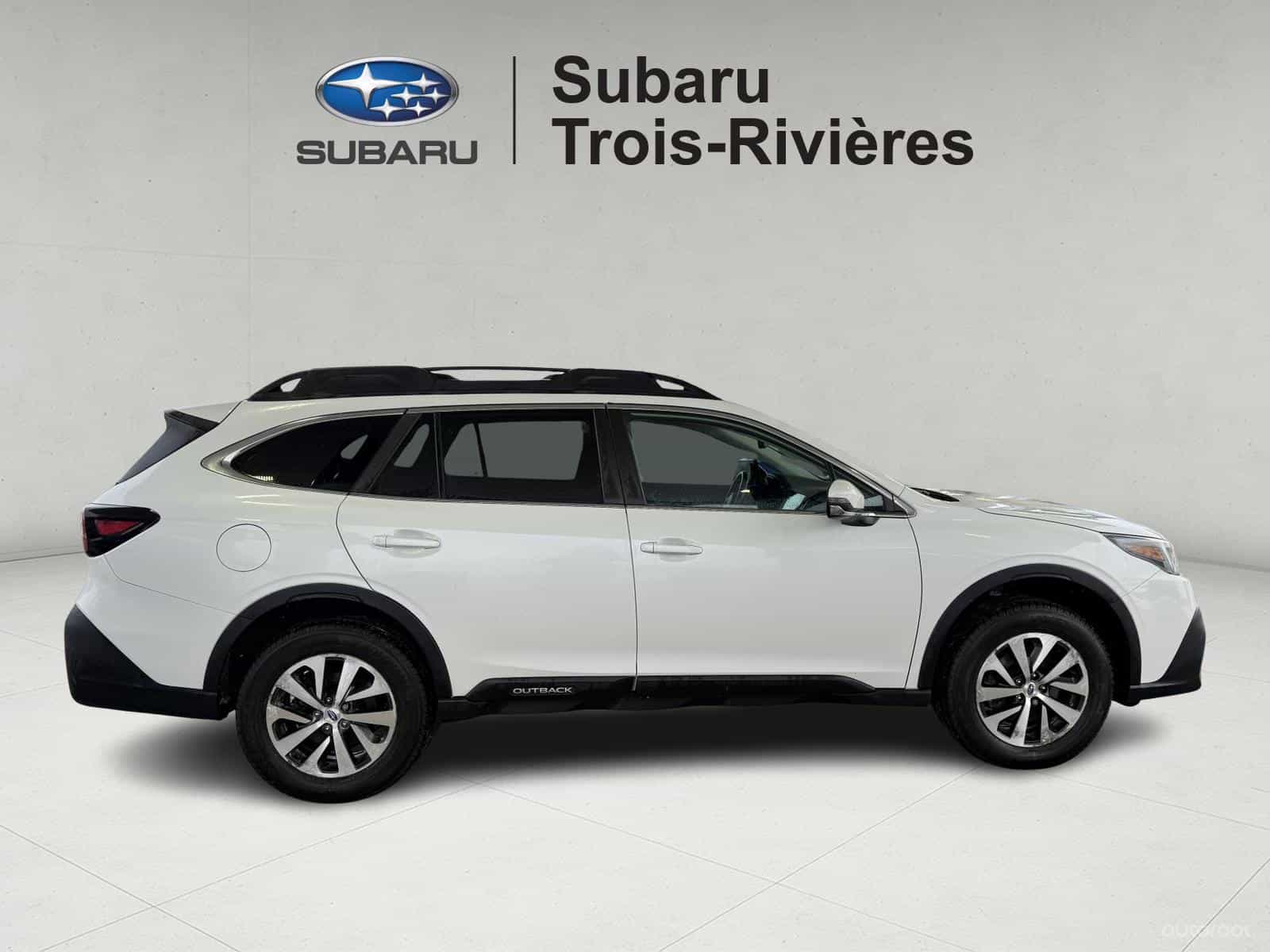 2021 Subaru Outback Touring - Image 7