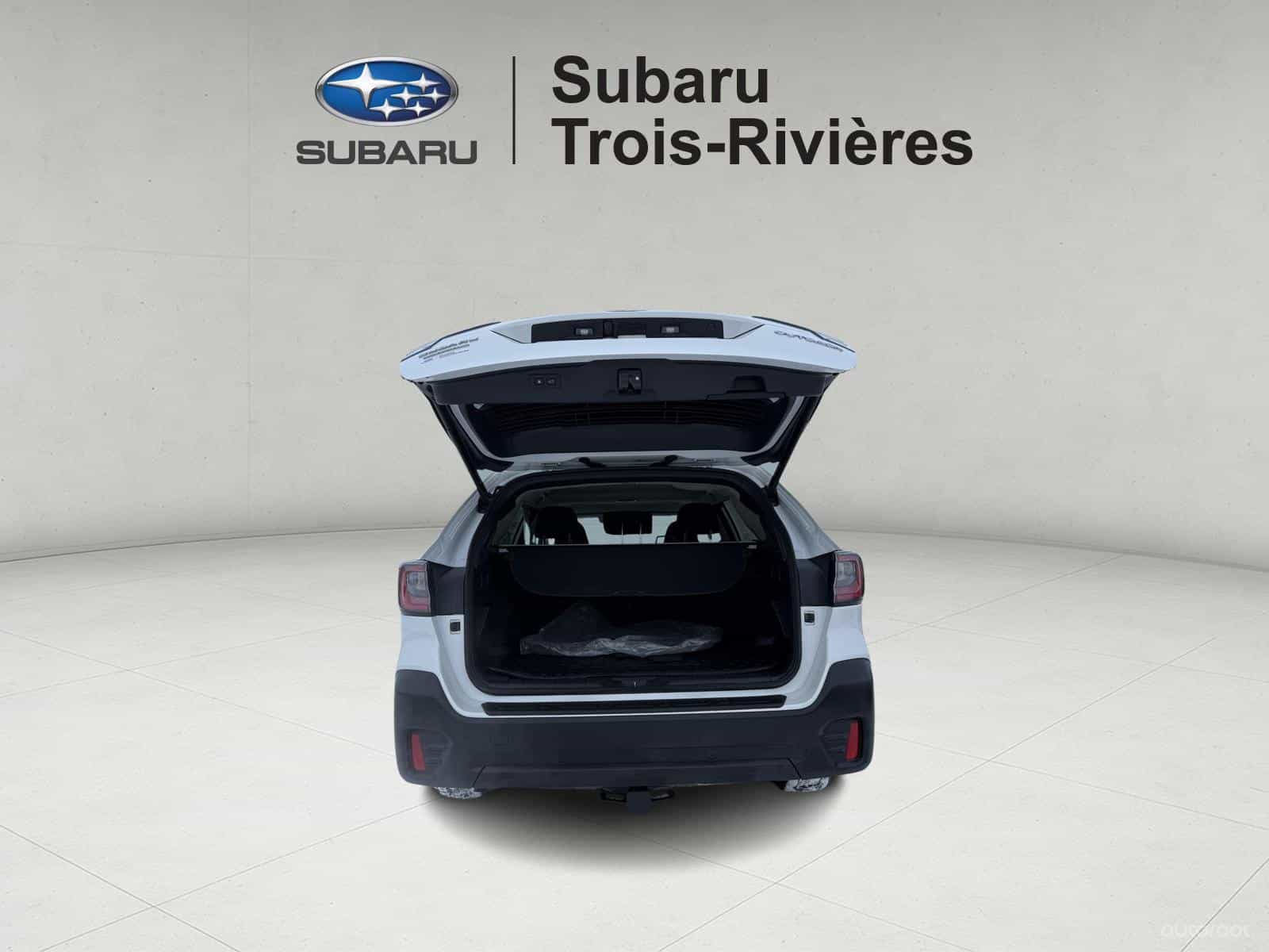 2021 Subaru Outback Touring - Image 8