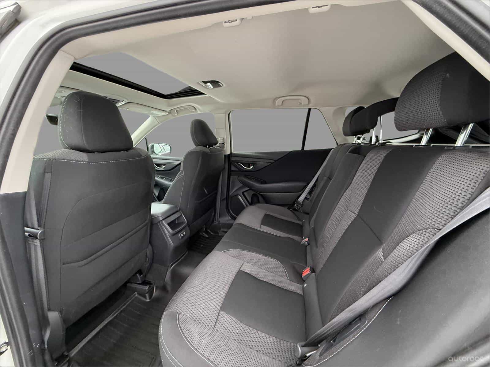 2021 Subaru Outback Touring - Image 24