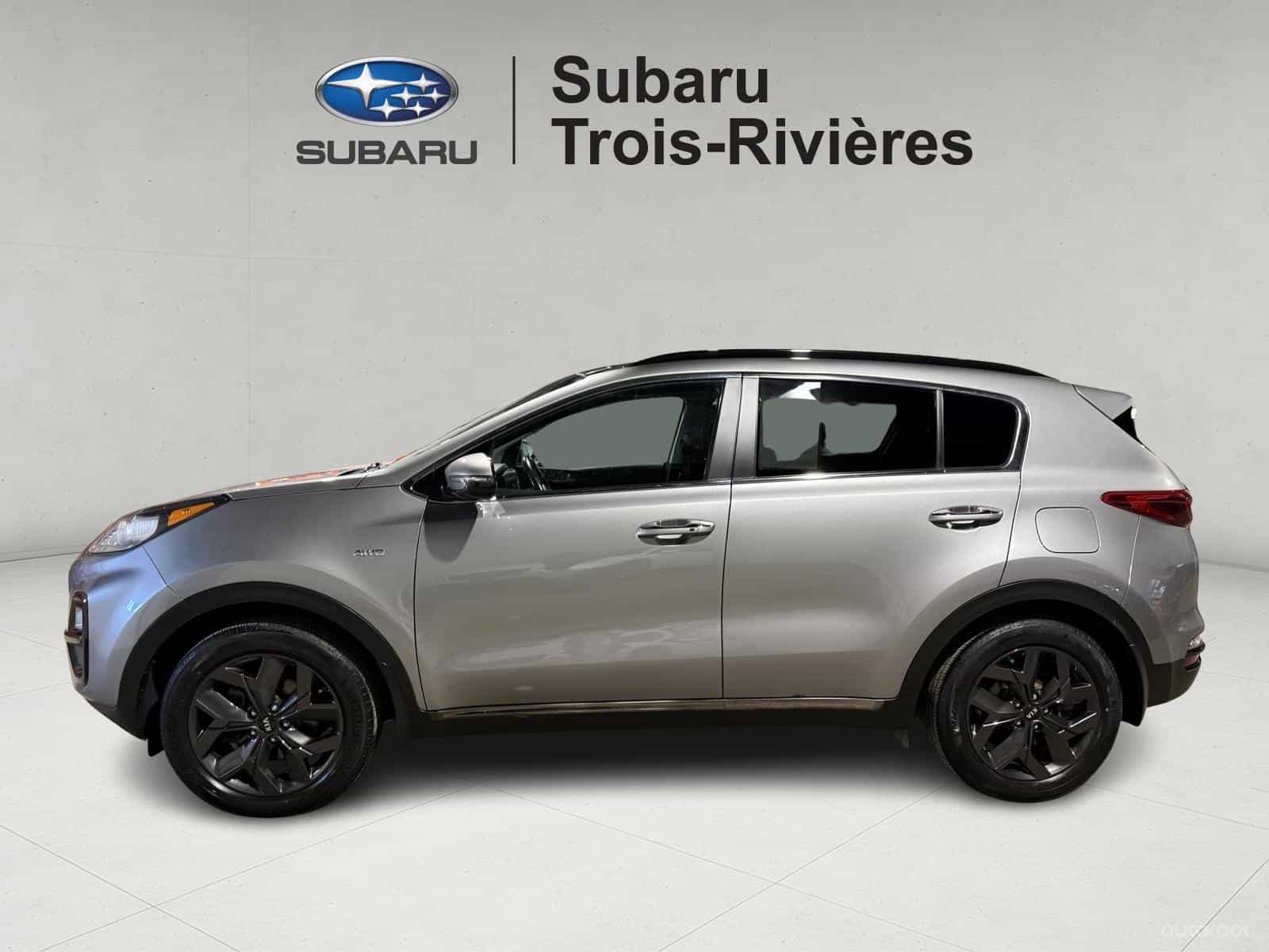 2020 Kia Sportage EX - Image 3