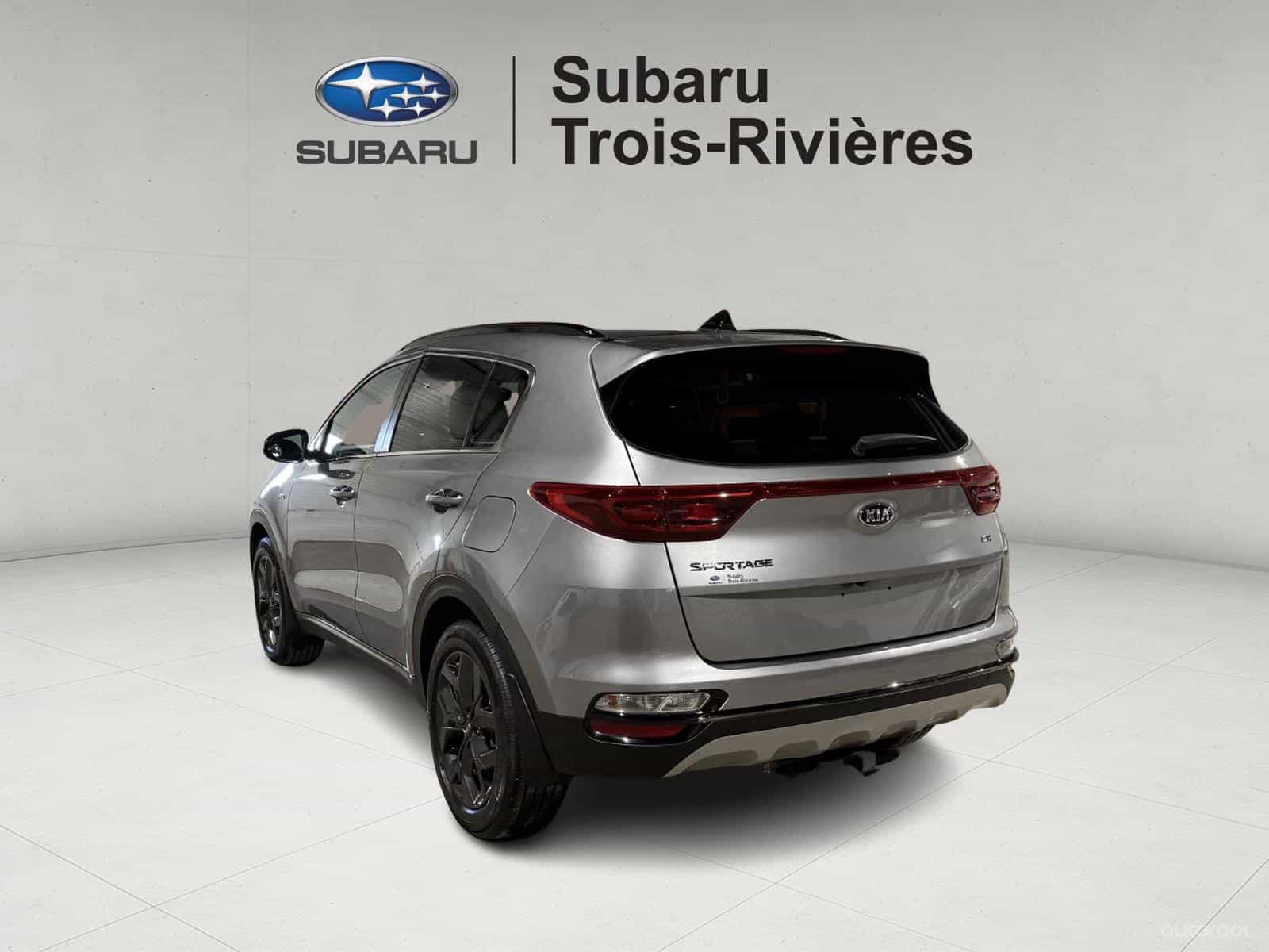 2020 Kia Sportage EX - Image 4