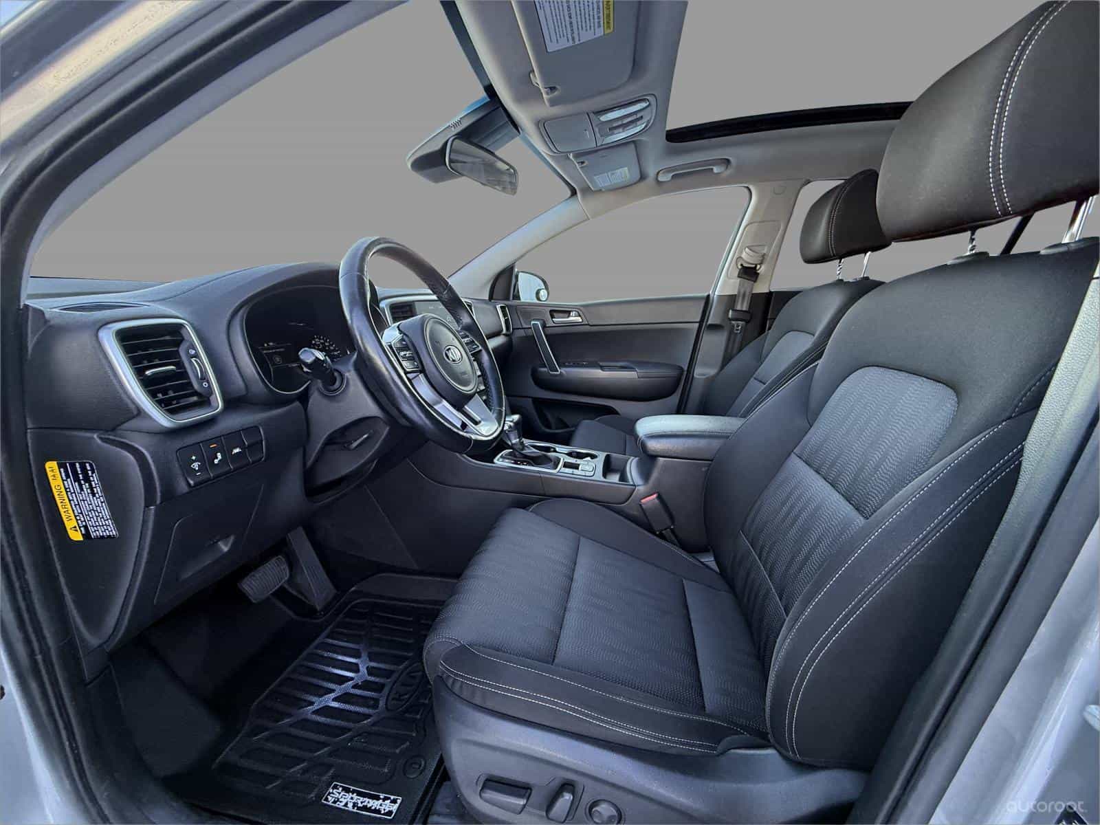 2020 Kia Sportage EX - Image 11