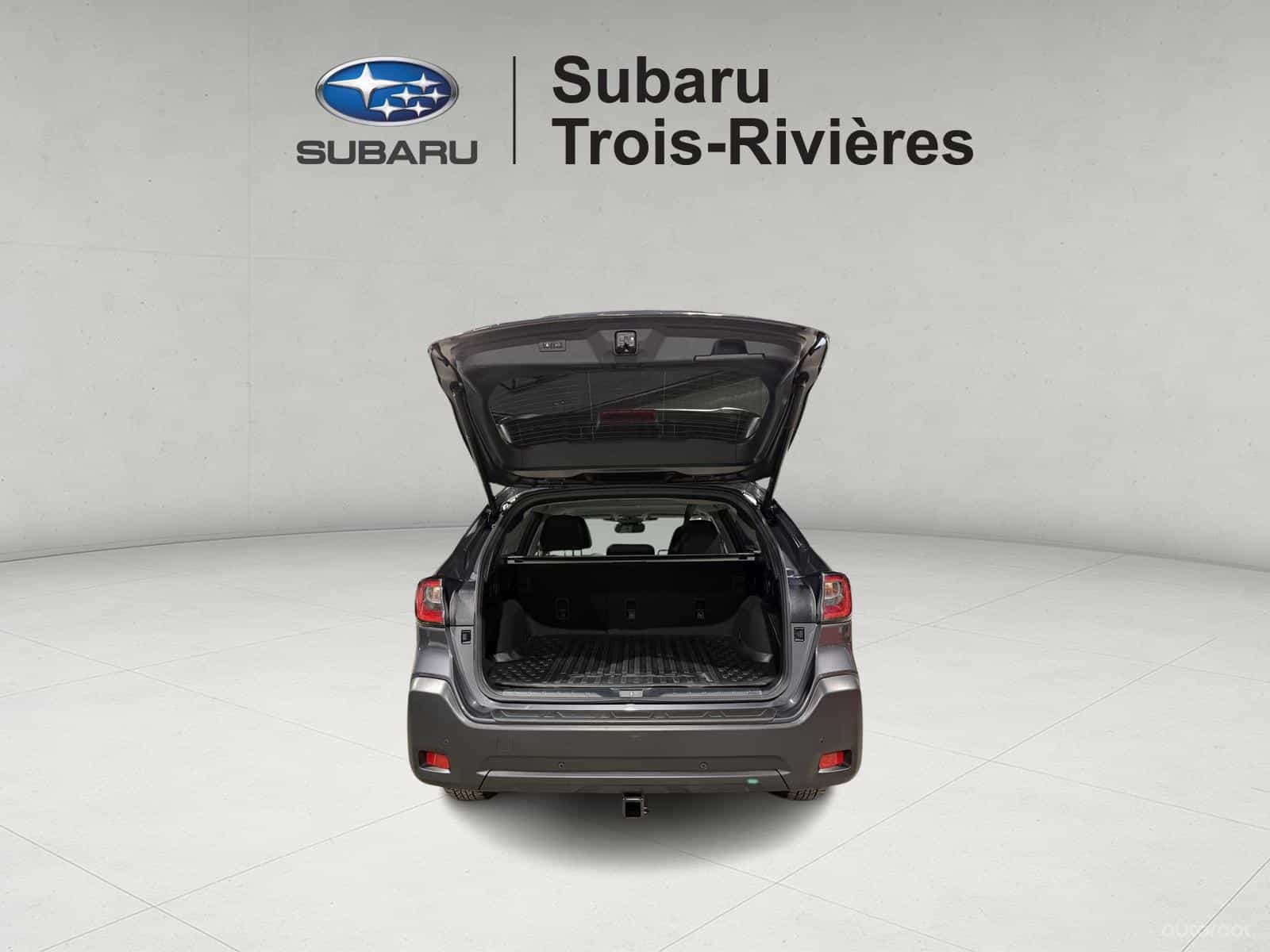 2024 Subaru Outback Onyx - Image 9