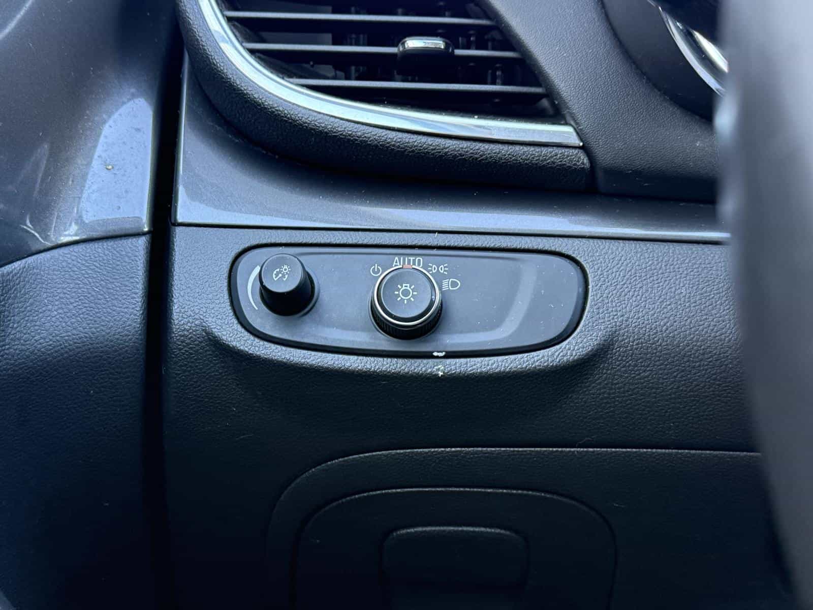 2018 Buick Encore Preferred - Image 13