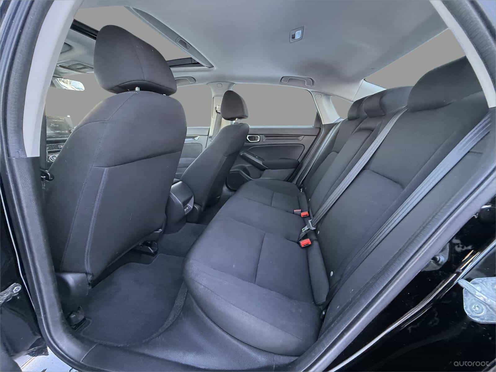 2022 Honda Civic EX - Image 24