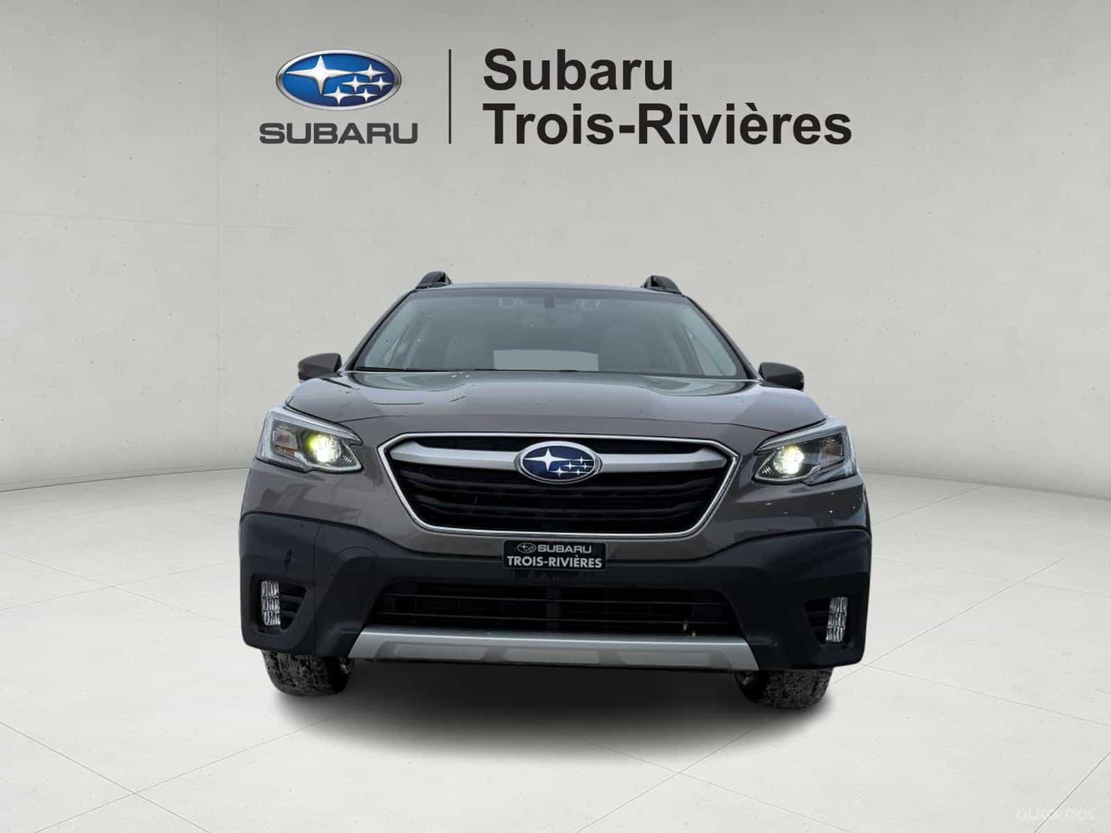 2022 Subaru Outback Limited - Image 3