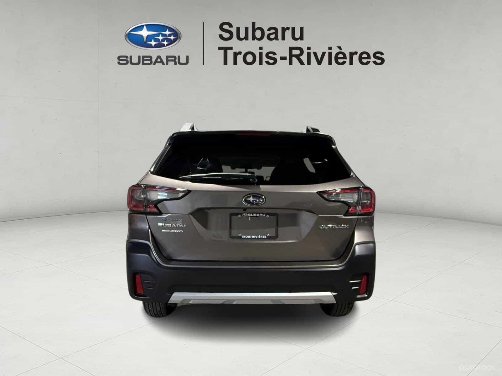 2022 Subaru Outback Limited - Image 6