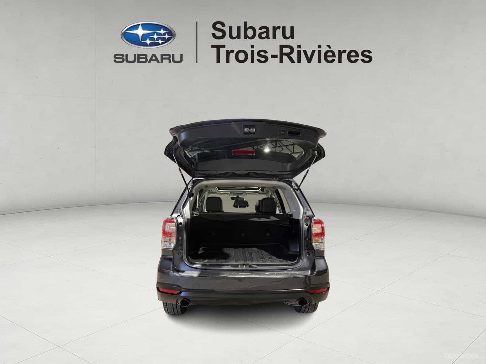 2017 Subaru Forester 2.0XT Limited - Image 7