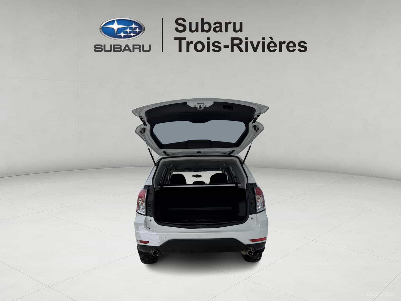 2011 Subaru Forester PZEV - Image 6