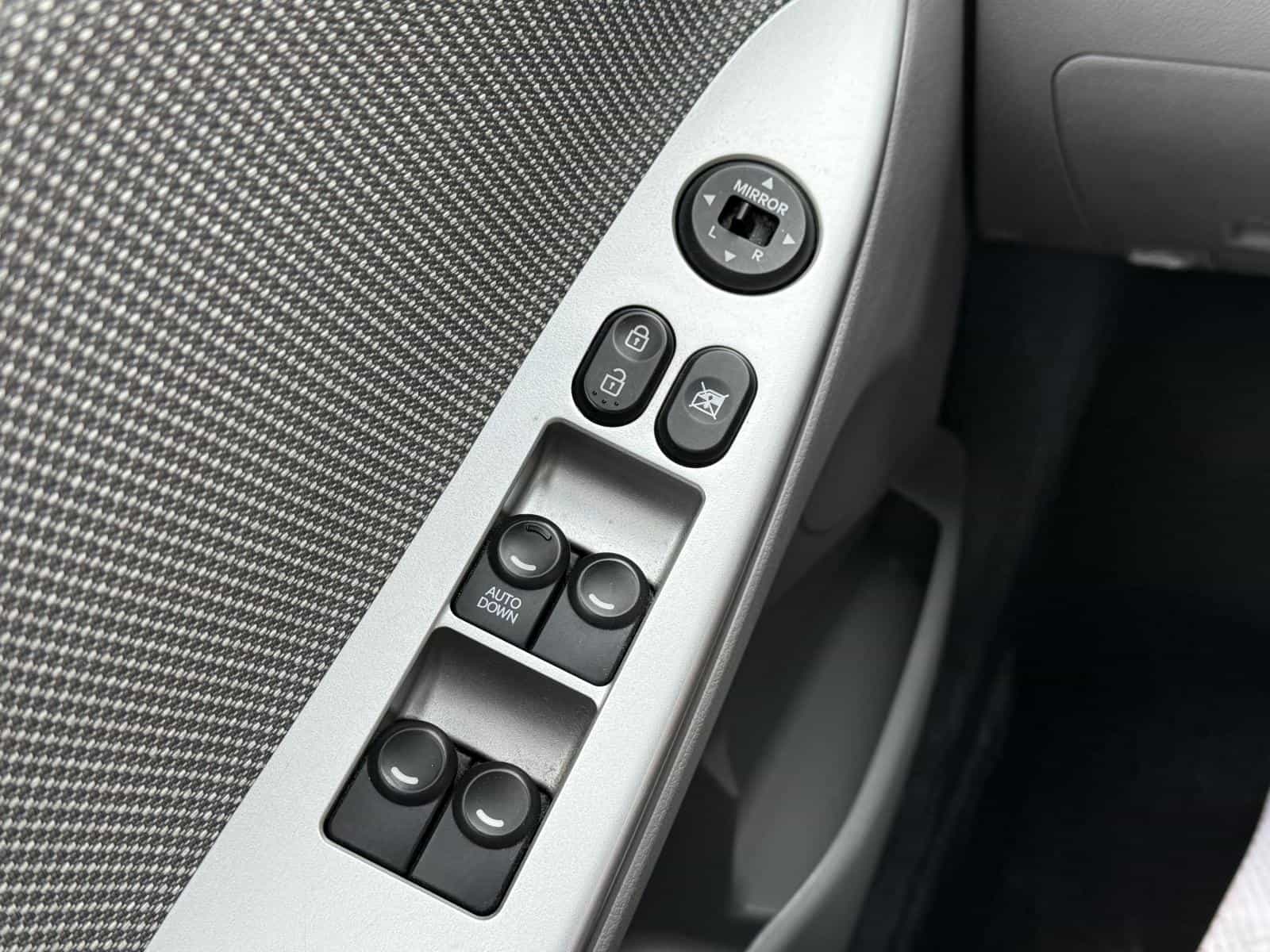 Image 13 Hyundai Accent GL 2013