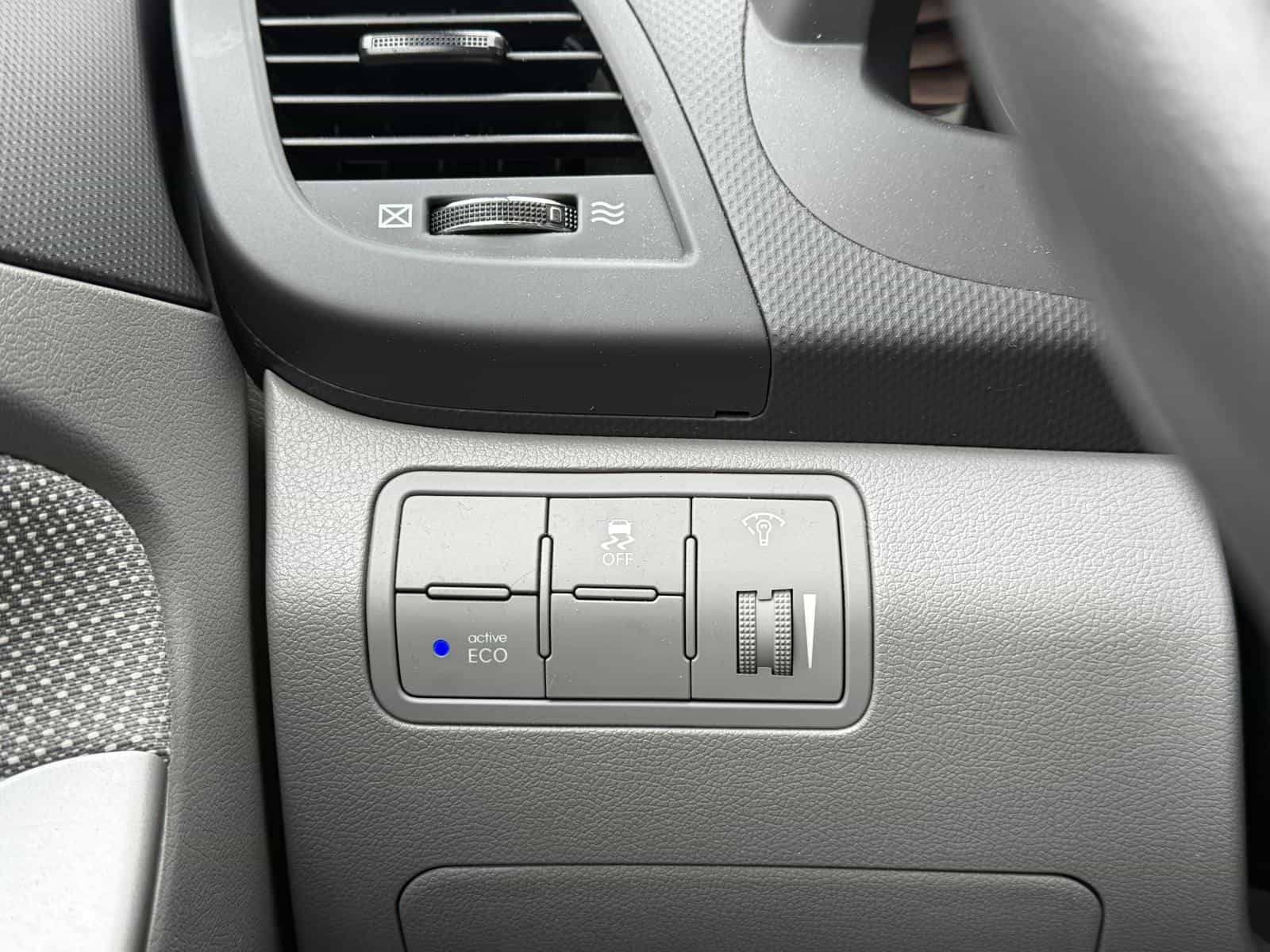 Image 12 Hyundai Accent GL 2013