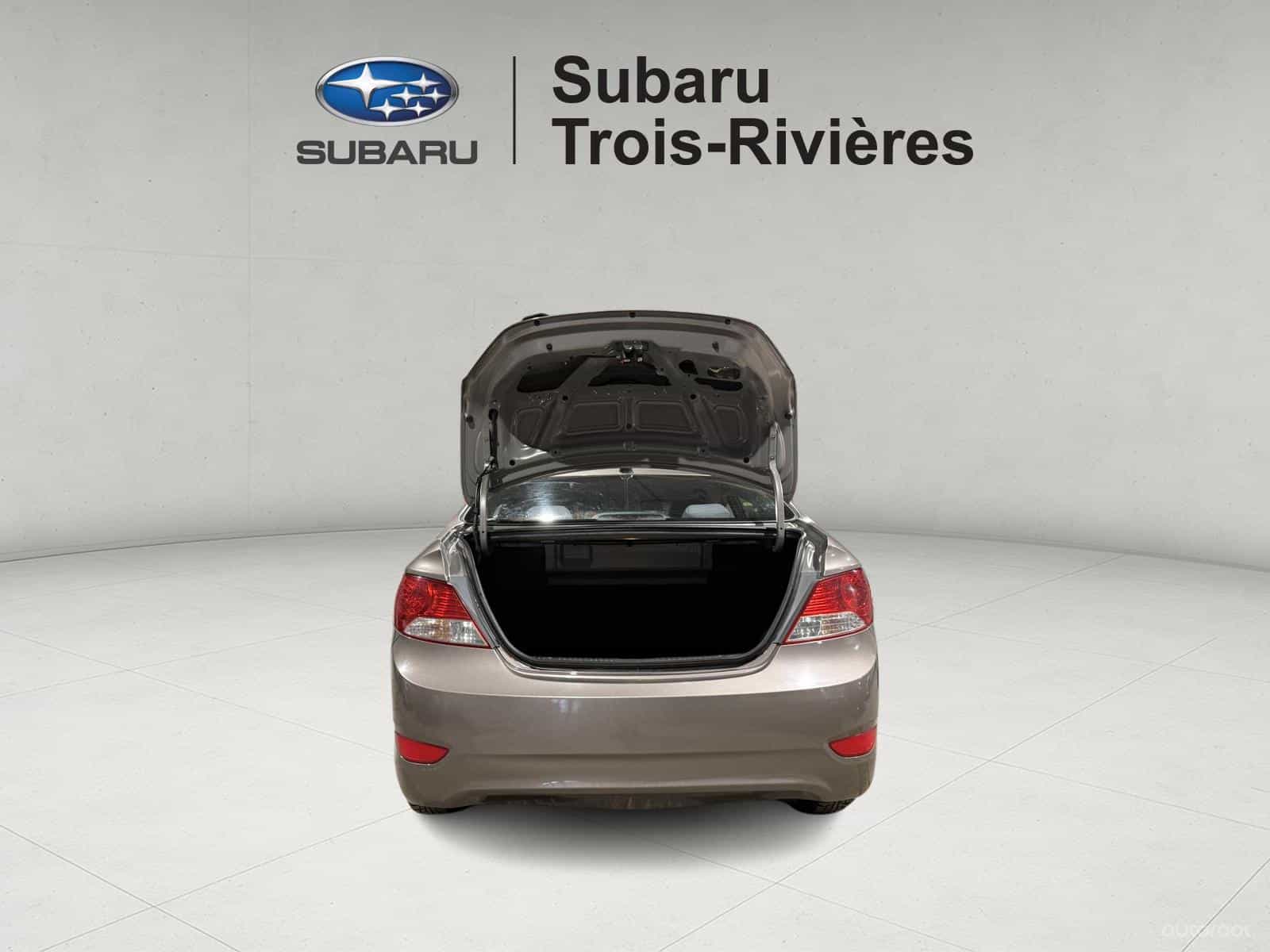 2013 Hyundai Accent GL - Image 6