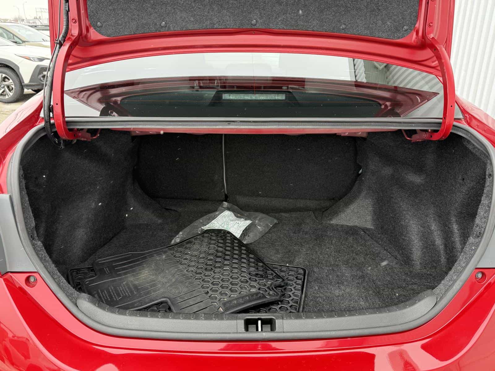 2015 Toyota Corolla LE - Image 7