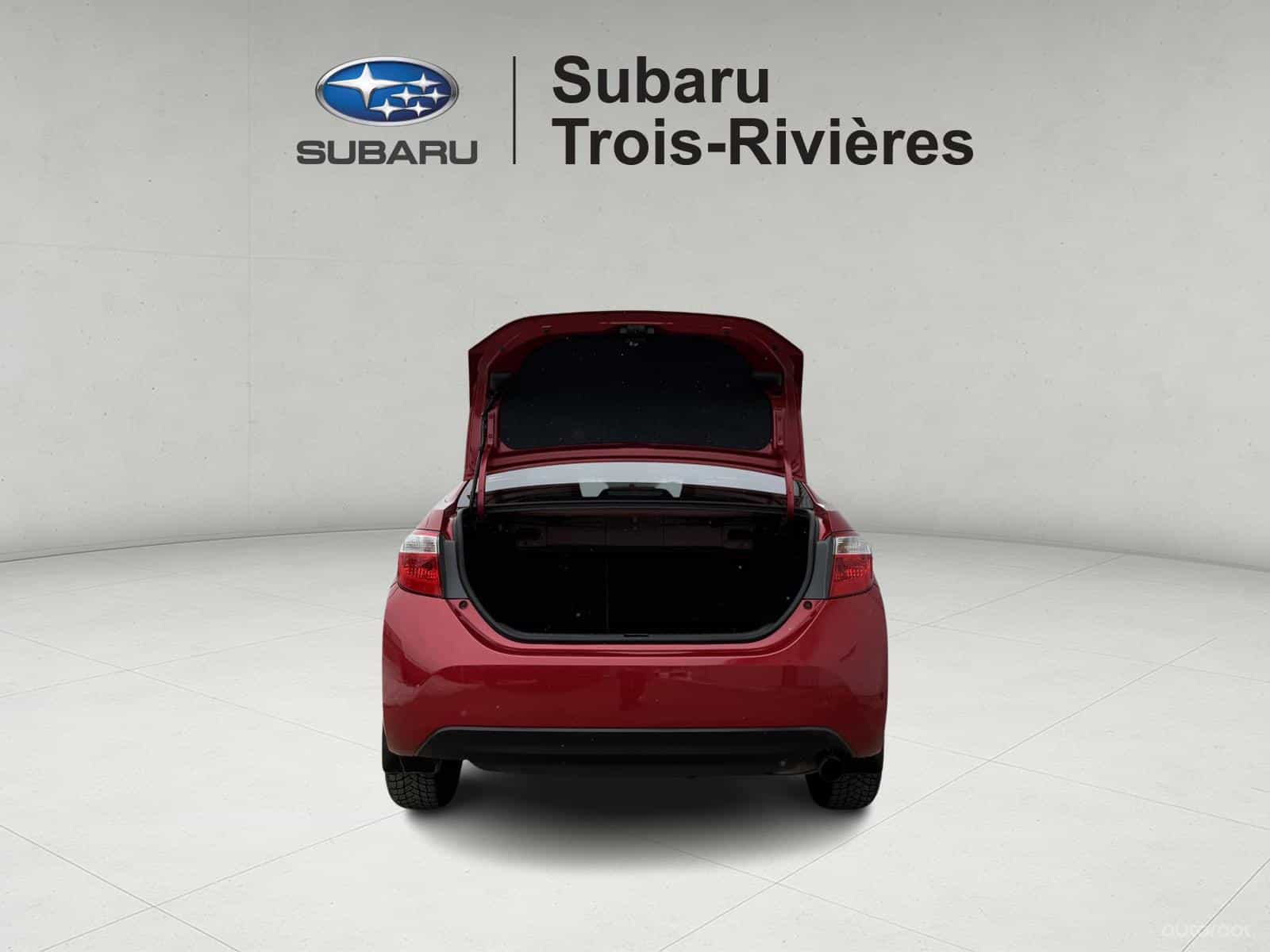 2015 Toyota Corolla LE - Image 6