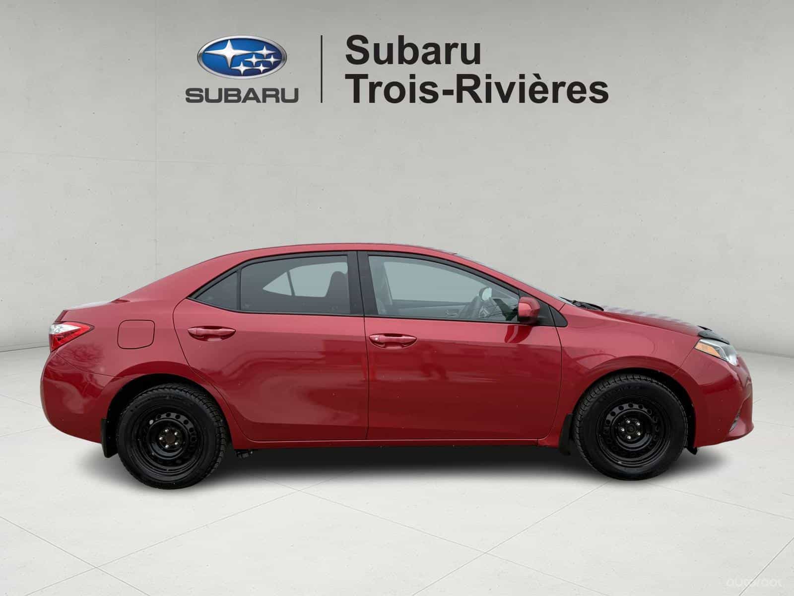 2015 Toyota Corolla LE - Image 9