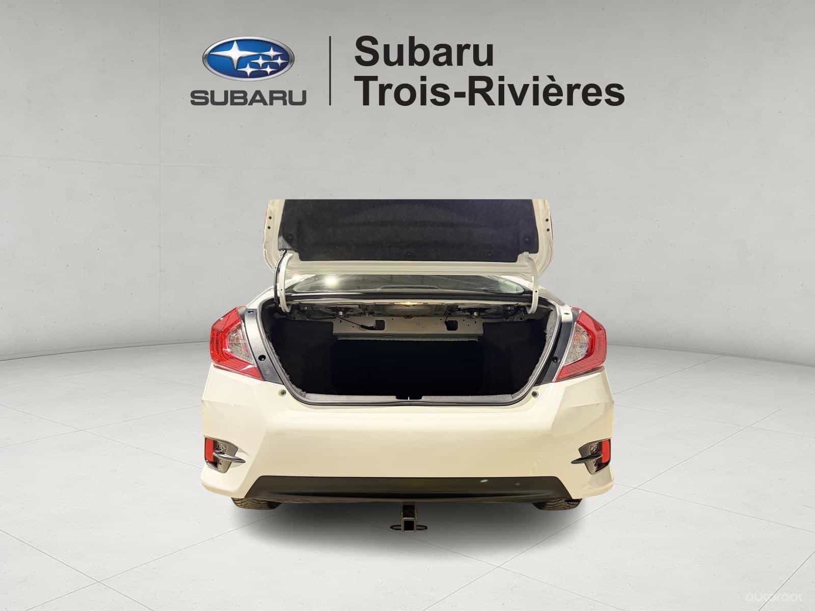 2018 Honda Civic LX - Image 11