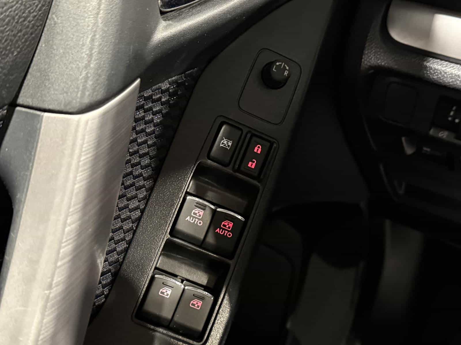 2018 Subaru Forester 2.5i Touring - Image 13