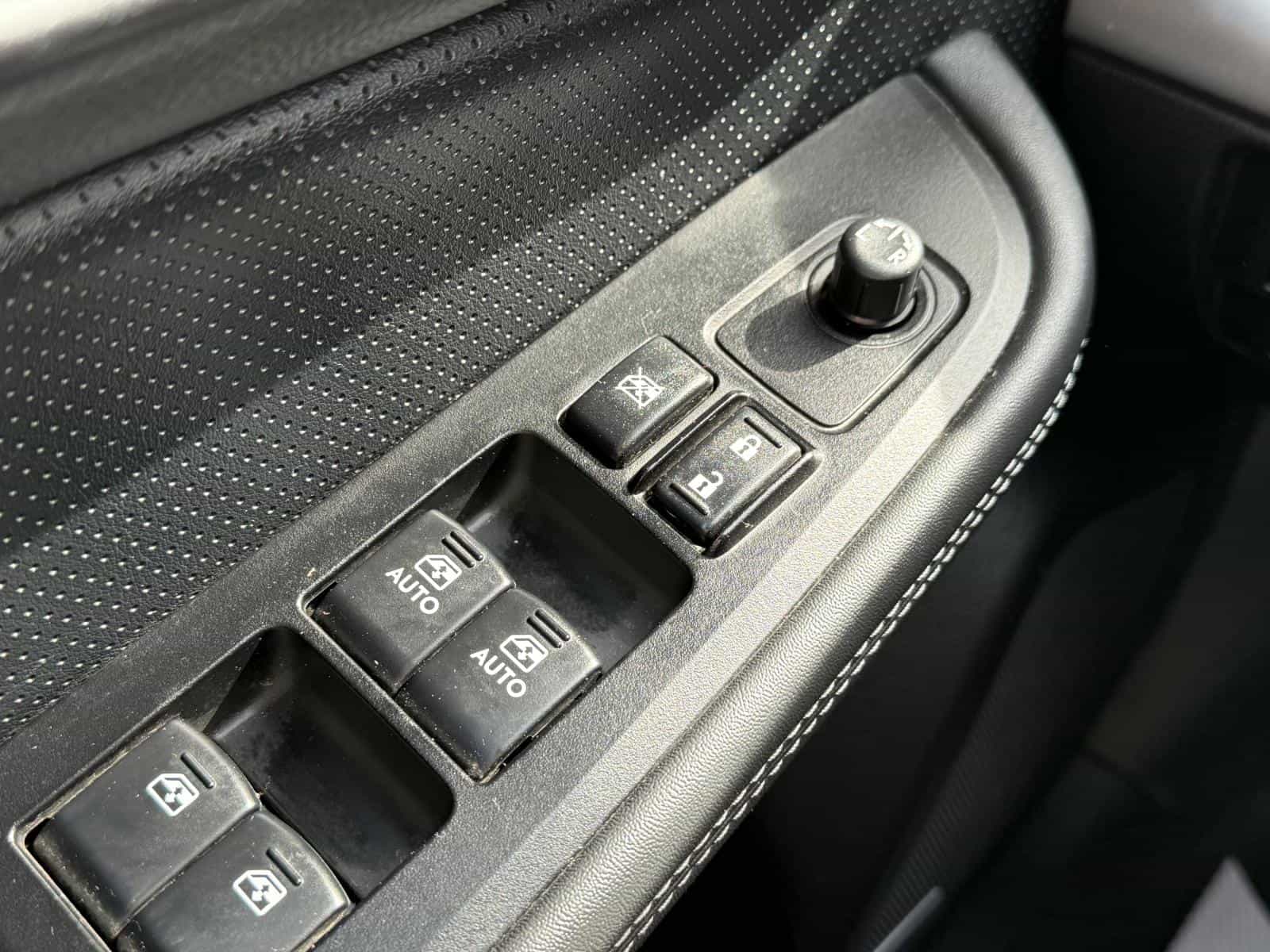 2016 Subaru Outback 3.6R Limited w/Tech - Image 15