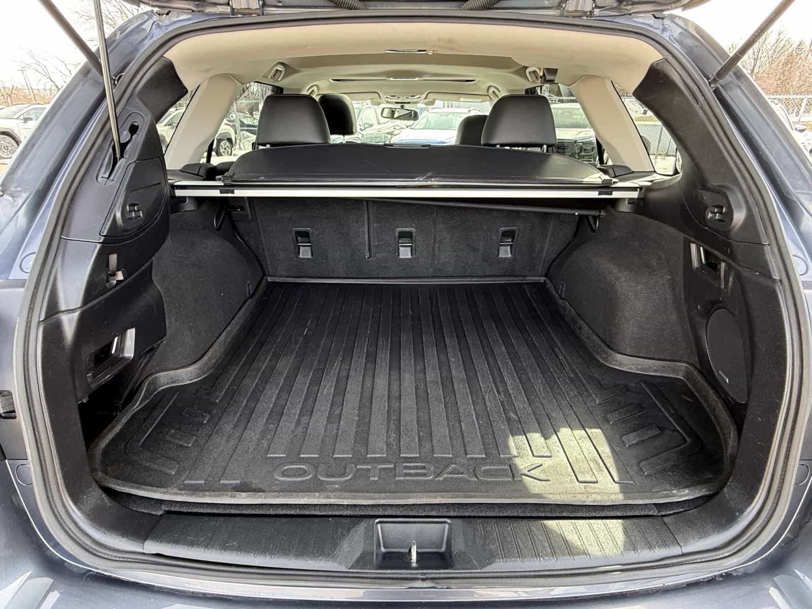 Image 8 Subaru Outback 3.6R Limited w/Tech 2016