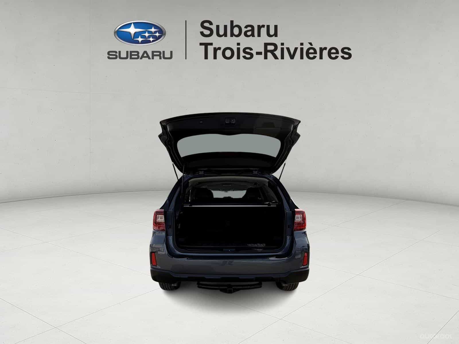 2016 Subaru Outback 3.6R Limited w/Tech - Image 7