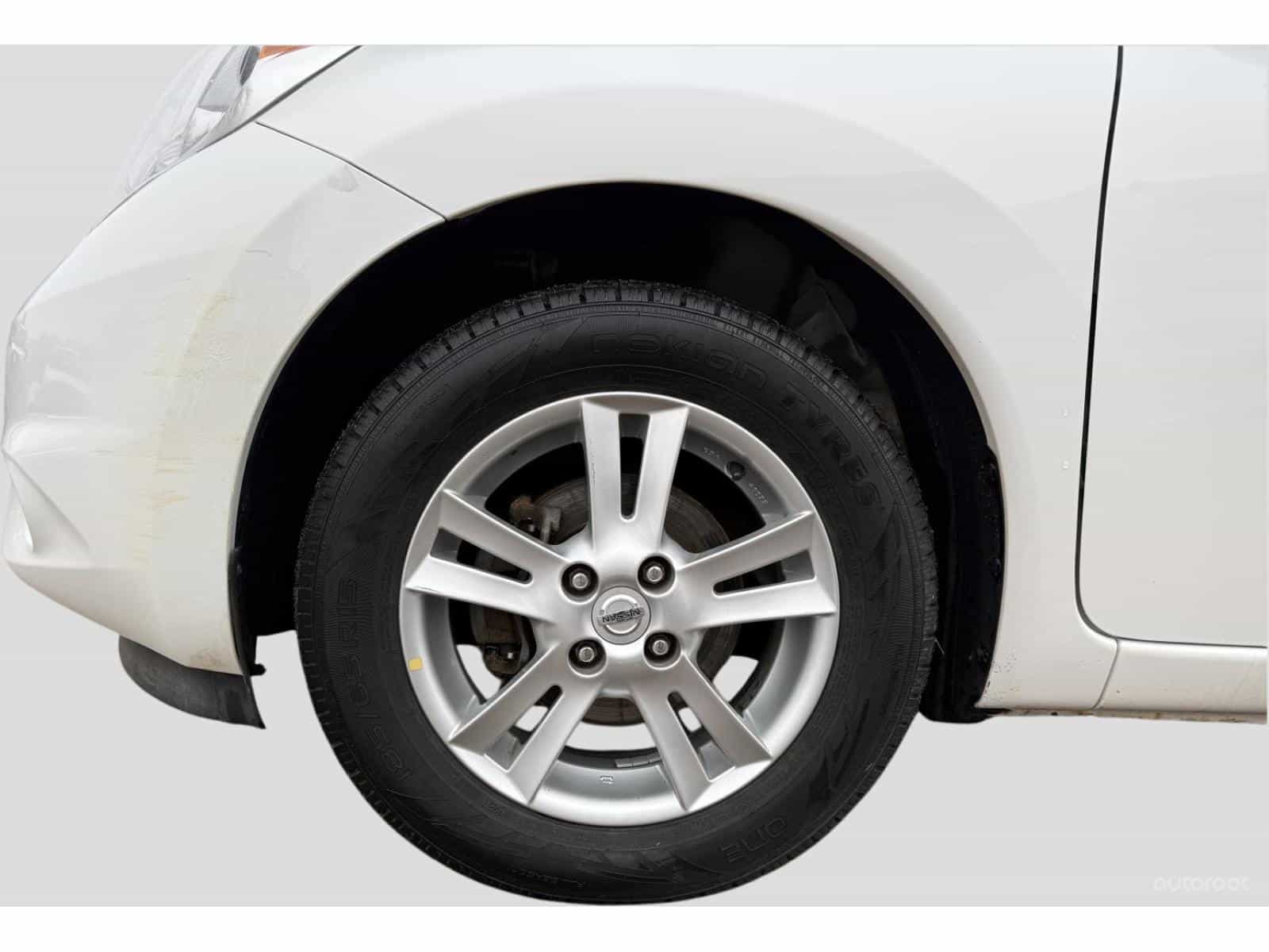 Image 11 Nissan Versa Note SV 2015